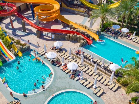 Die 7 besten Hotels mit Wasserrutschen in der Türkei
