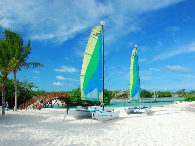 Reise mit den günstigen Urlaubsangeboten von Travioro nach Mexiko und genieße die schönsten Strände der Welt