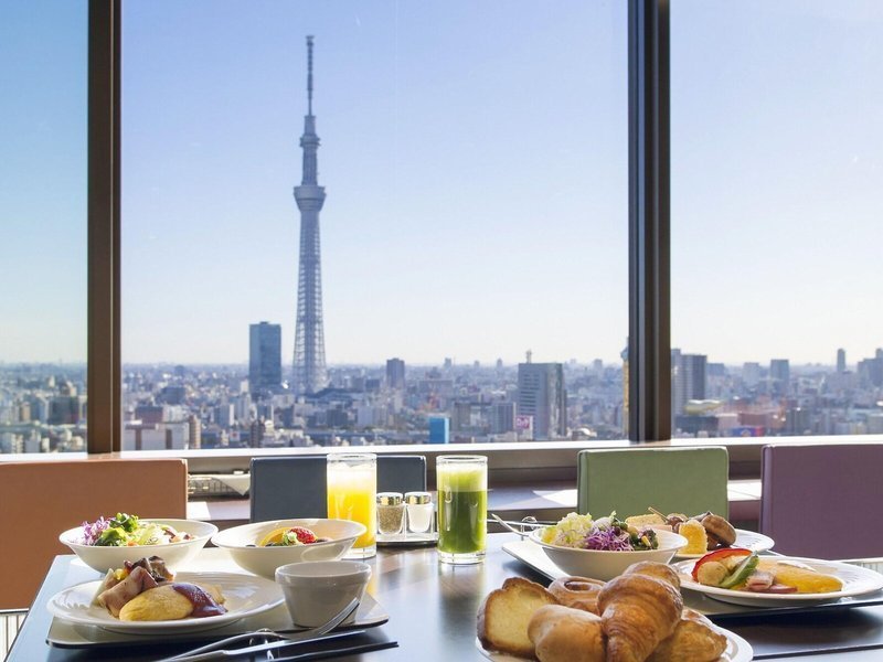 Erlebe die Kirschblüte in Japan in den schönsten Hotels mit den tollen Angeboten von Travioro