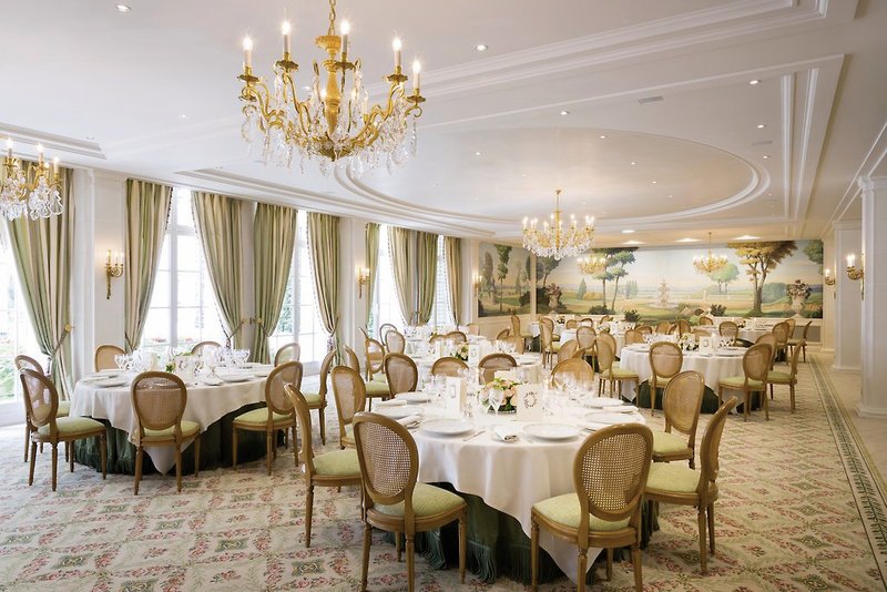 Erlebe die Kirschblütenzeit in Paris mit günstigen Hotelangeboten von Travioro