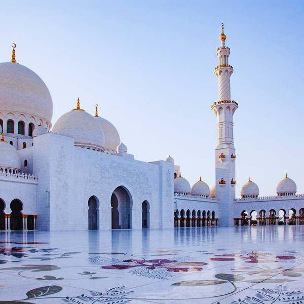 Dubai & Abu Dhabi in der Kleingruppe bei einer Emirate Rundreise mit Travioro günstig buchen