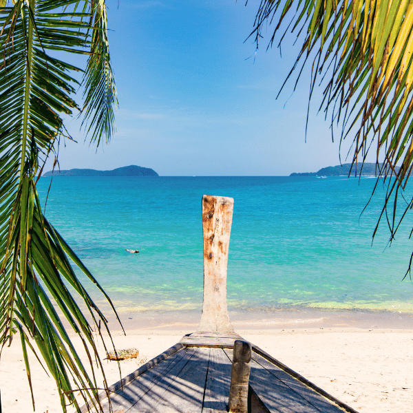 Buche deinen traumhaften Thailand Urlaub auf Phuket mit den tollen Angeboten von Travioro