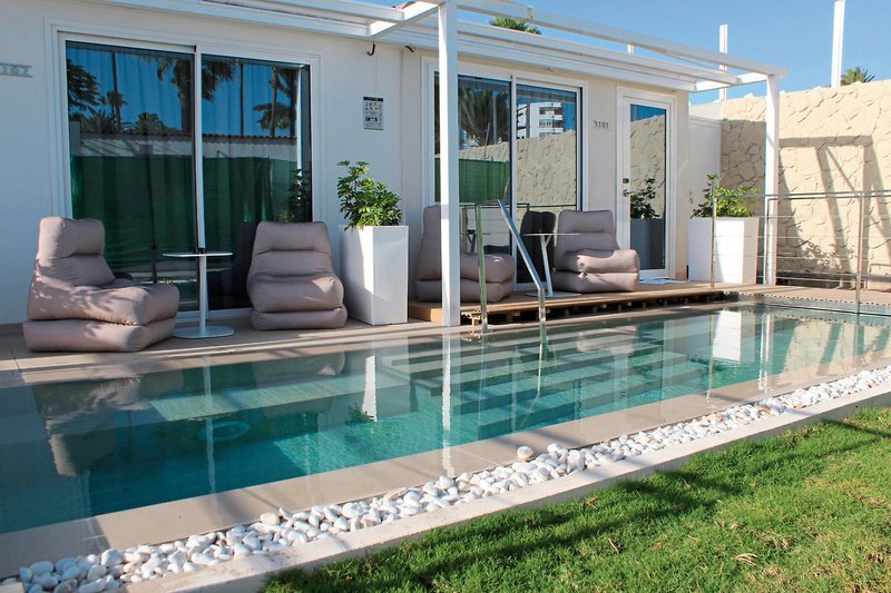 Entdecke das Traumhotel mit Swim-Up Zimmer HL Miraflor Suites Hotel in Cran Canaria