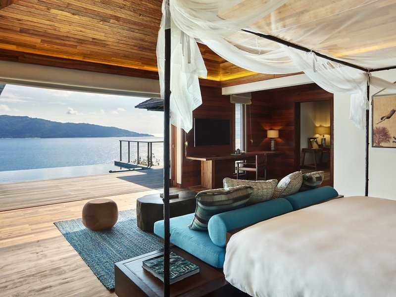 Entdecke das Traumhotel mit Swim-Up Zimmer Six Senses Zil Pasyon auf den Seychellen