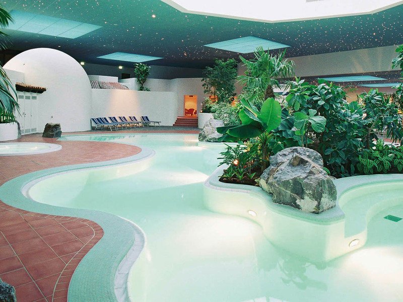 Genieße ein Wellness Wochenende in Österreich im Eventhotel Pyramide in der Nähe von Wien