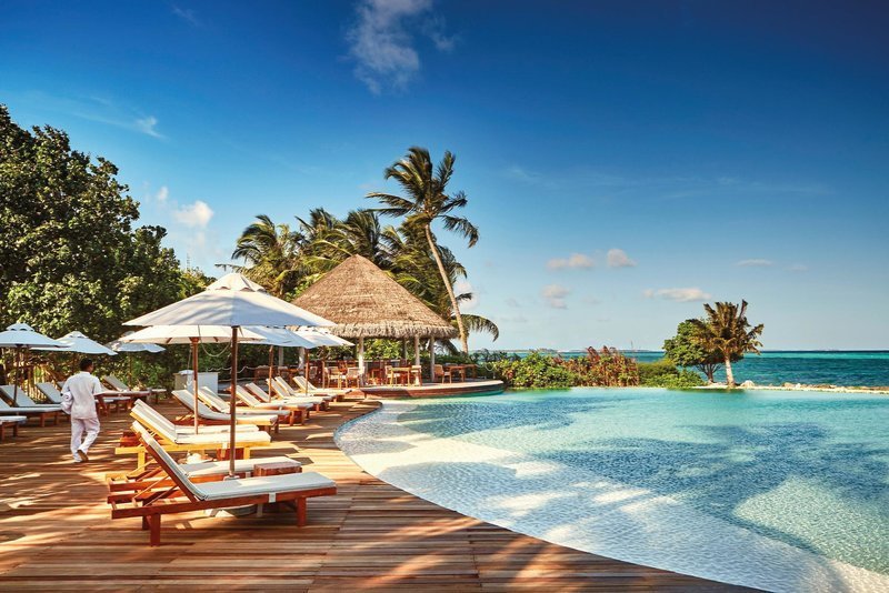Traumhafte Wasserbungalows auf den Malediven findest du bei Travioro
