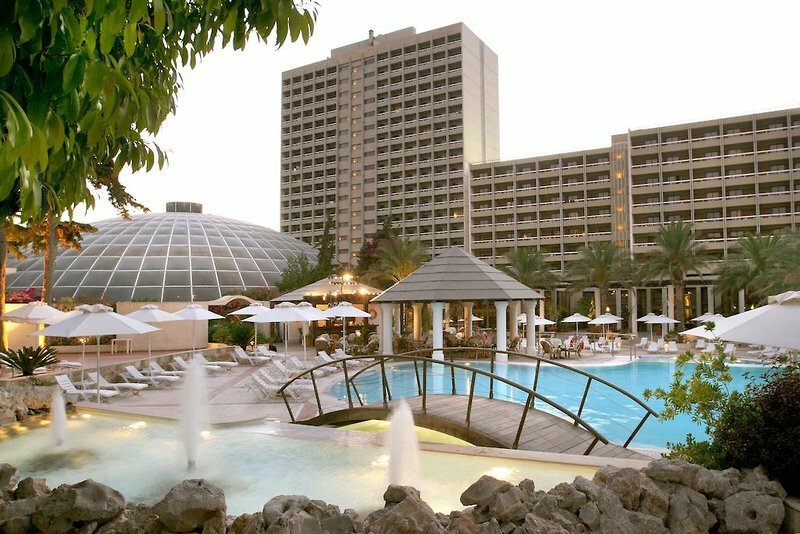 Finde die schönsten Hotels mit Privatpool in Griechenland und tolle Angebote bei Travioro