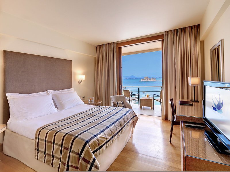 Tolle Hotels und Angebote für deinen Peloponnes Urlaub in Griechenland finden