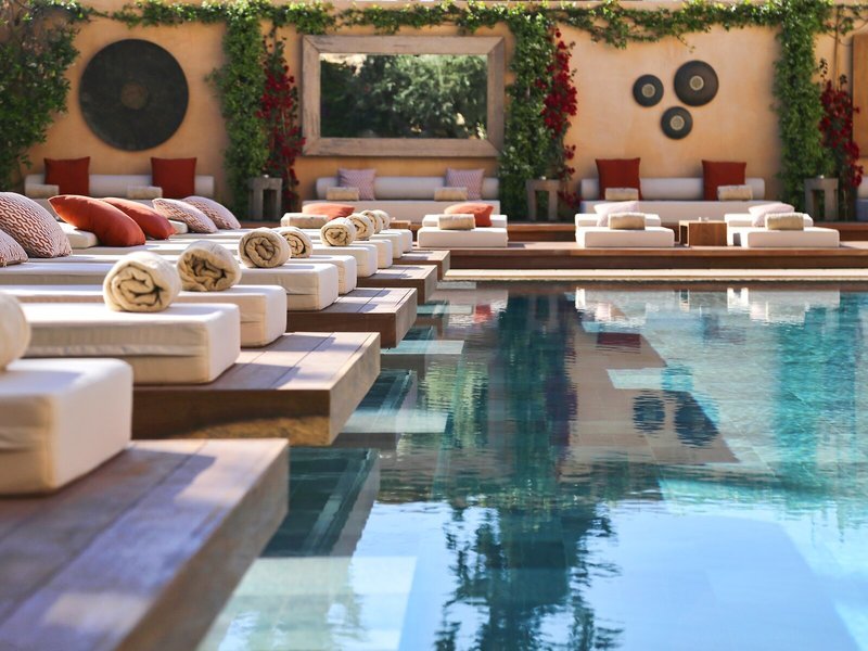 Entdecke die besten Hotelangebote für deinen Urlaub auf Rhodos bei Travioro