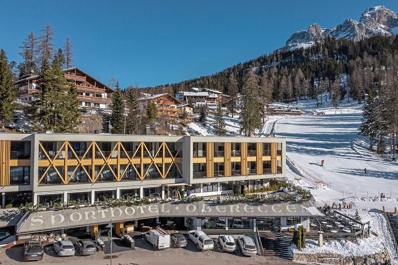 Buche tolle Hotelangebote für deinen Winterurlaub in Italien bei Travioro