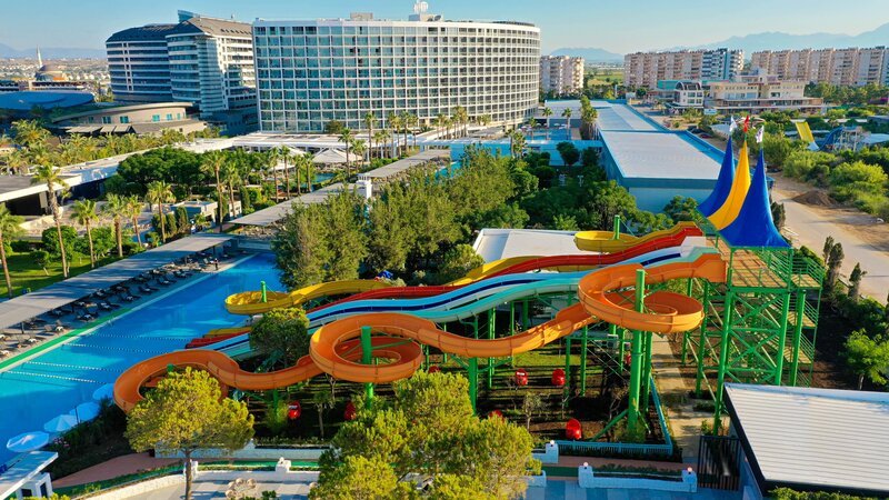 Entdecke die besten Pauschalangebote für deinen Familienurlaub in der Türkei und weiteren Pauschalreisezielen für Familien bei Travioro